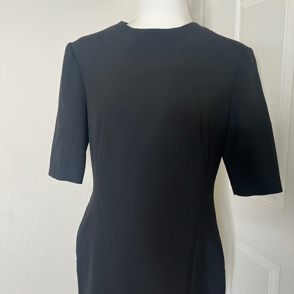 New Trina Turk Sheath Dress Women 8 Black New Short Sleeve Midi Professional LBD - Picture 15 of 16